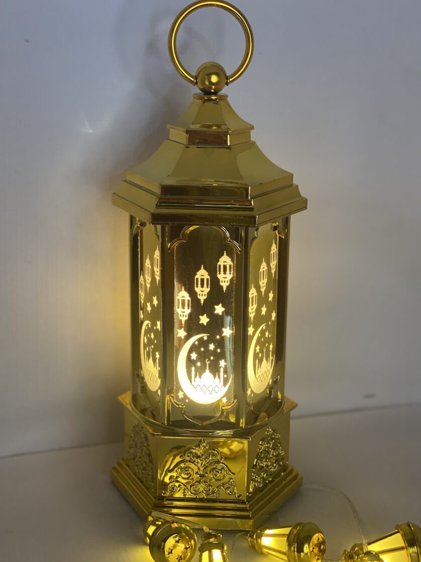 Suspended Ramadan lantern 🏮